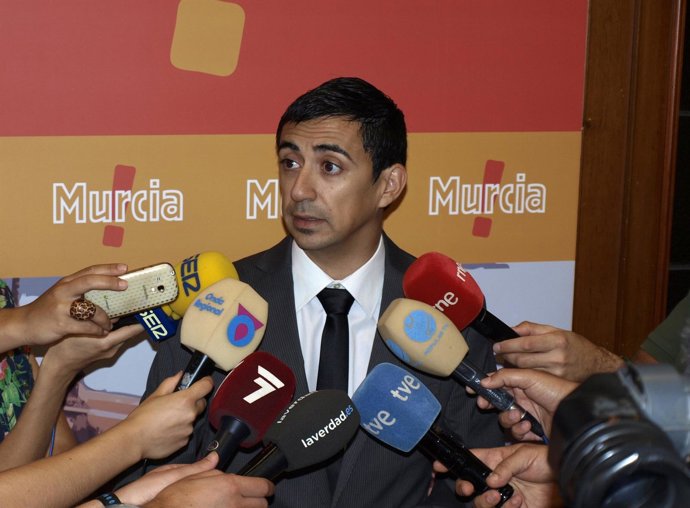 Portavoz UPYD Murcia, Rubén Serna