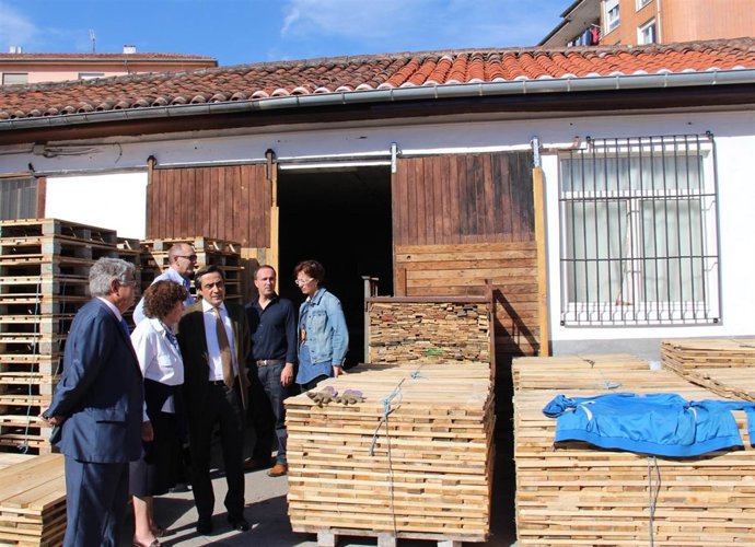 Visita de la reparación de desperfectos 