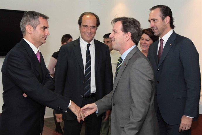 Bauzá con  Félix de Vicente.