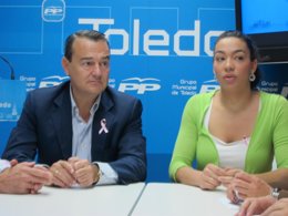 Conde (PP) con Claudia Alonso