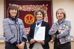 Mercedes Ferro, María Teresa Soria y Blanca Marín.