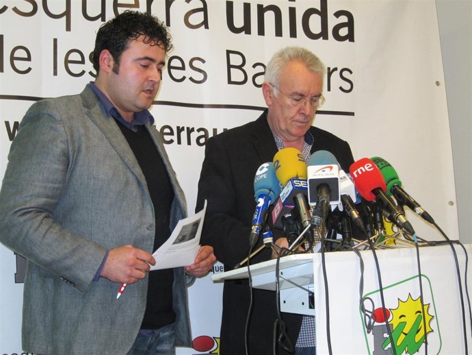 Manel Carmona y Cayo Lara