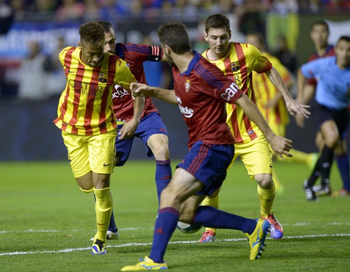 Neymar y Messi contra Osasuna