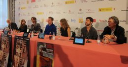 Los integrantes del equipo de 'Presentimientos' en la Seminci