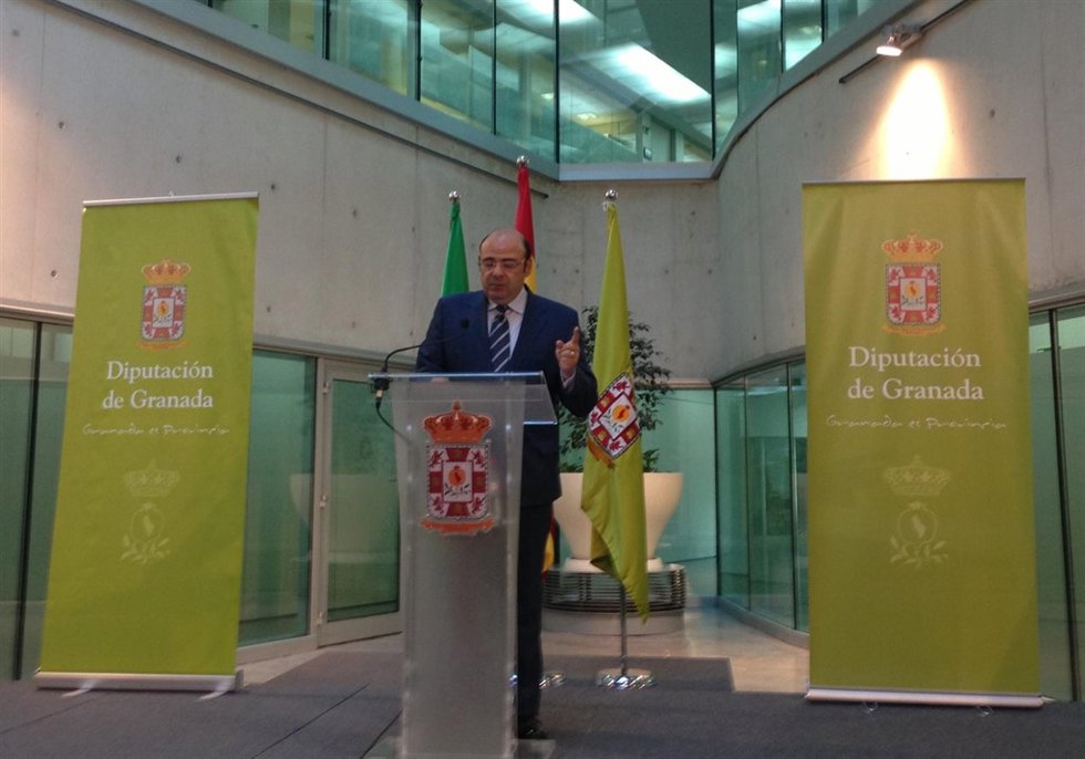El presidente de la Diputación de Granada, Sebastián Pérez