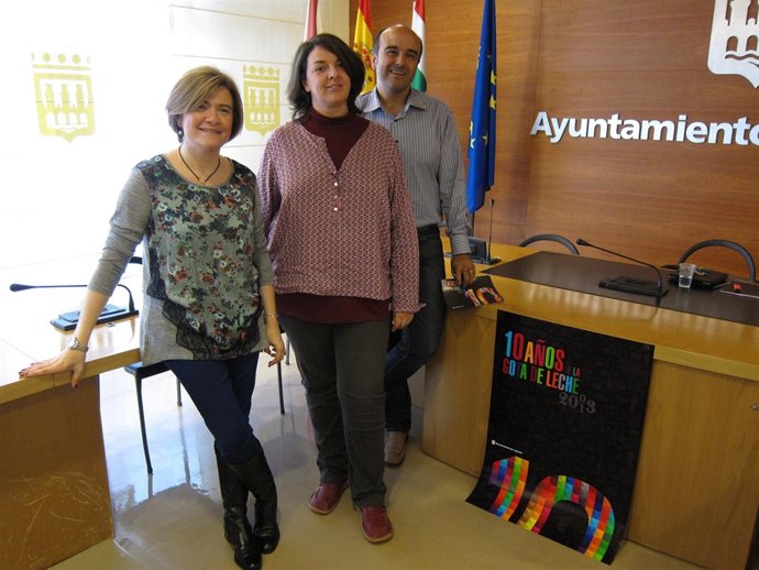 Corres y los responsables de La Gota de Leche