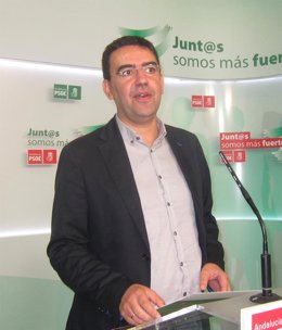 Mario Jiménez, este lunes
