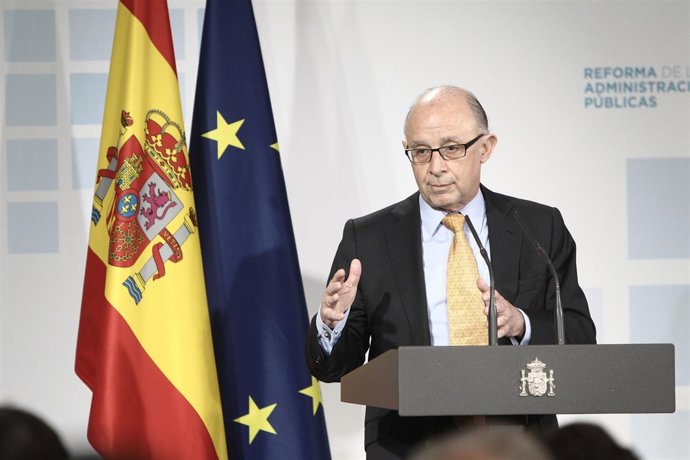 Cristóbal Montoro, ministro de Hacienda