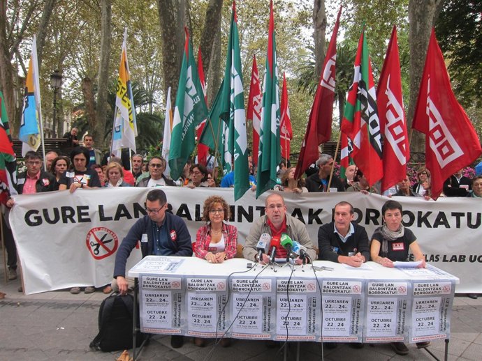 Sindicaros anuncian paros en la enseñanza concertada