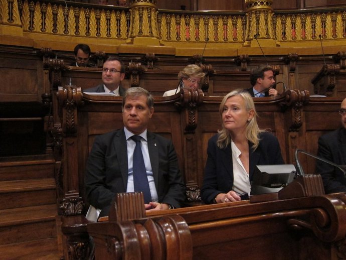 Alberto Fernández i Àngels Esteller (PP) 