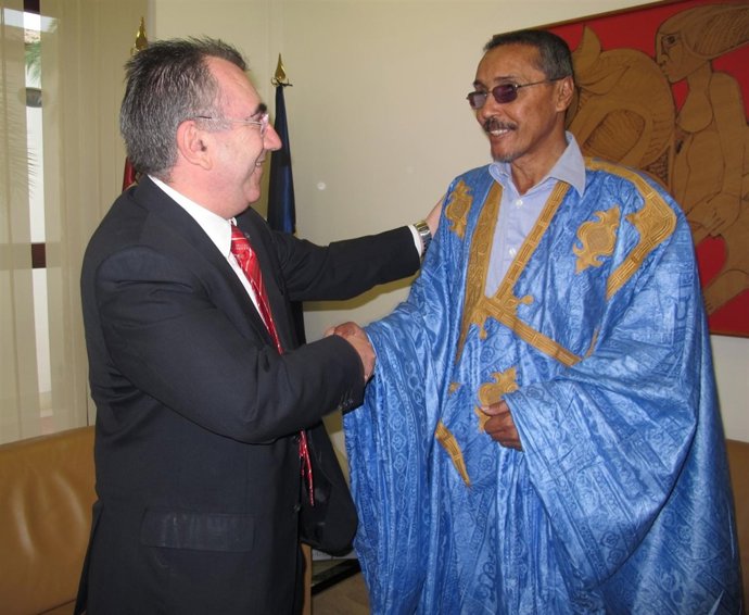 El consejero Manuel Campos recibe al presidente del Parlamento Saharaui