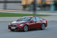 Infiniti Q50 
