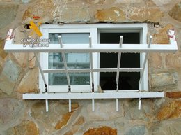 Verja de una ventana forzada