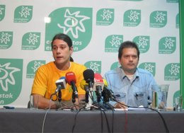 Mariano González y Juan Bárcena, de Ecologistas en Acción, presentan el balance