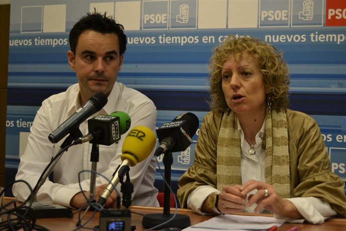 Daniel Rivas y Eva Díaz Tezanos en rueda de prensa