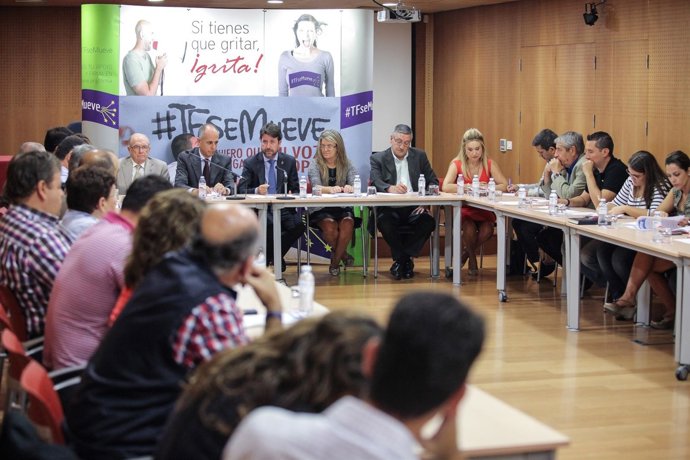 Reunión de 'Tenerife se Mueve'