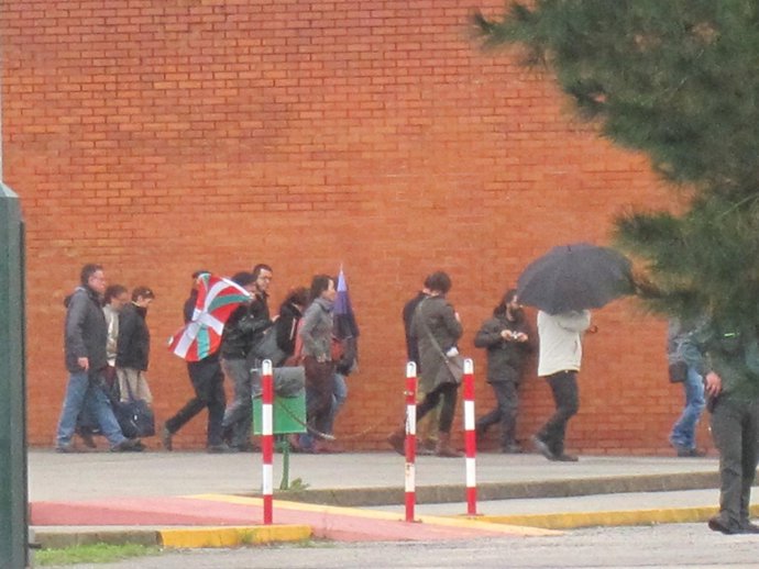 Momento en que Inés del Río sale de la prisión de Teixeiro.
