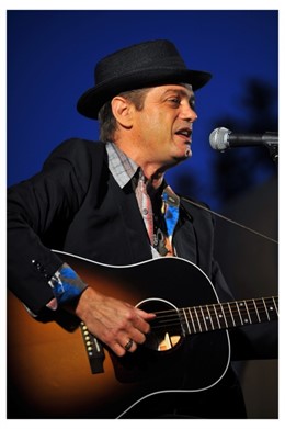 El cantante Santiago Auserón