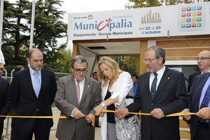 J.Reñé y J.Ortega en la inauguración de la Feria Municipalia