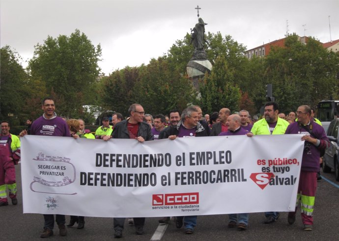 Manifestación de los trabajadores de Renfe convocada por CC.OO.