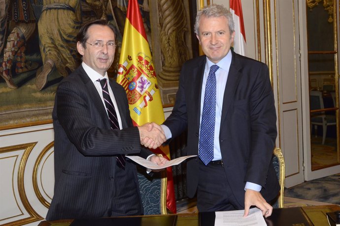 Convenio Cooperación la Rioja con Exteriores