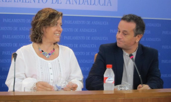 Alba Doblas y José Antonio Castro, hoy en rueda de prensa