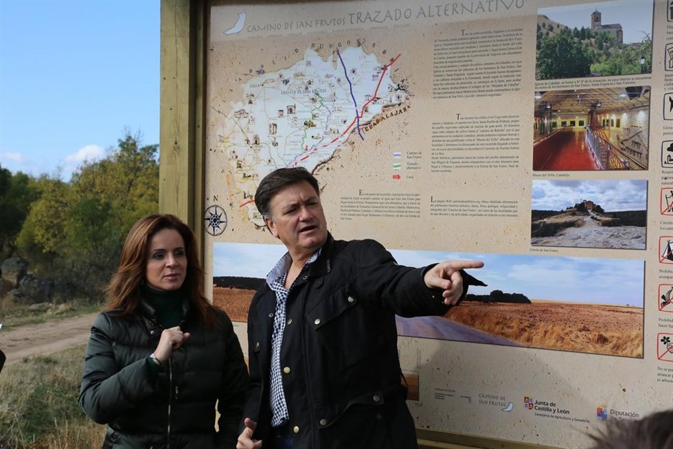 Visita institucional al nuevo Camino de San Frutos