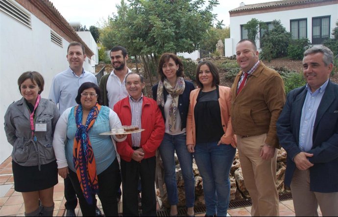 Ceballos (centro), entre Ropero y Soriano, en la inauguración