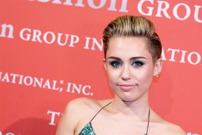 NEW YORK, NY - OCTOBER 22:  Miley Cyrus attends the 30th Annual Night Of Stars p