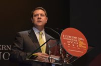 Page desea a la I Cumbre Internacional del Vino "el mismo éxito que tiene FENAVIN"