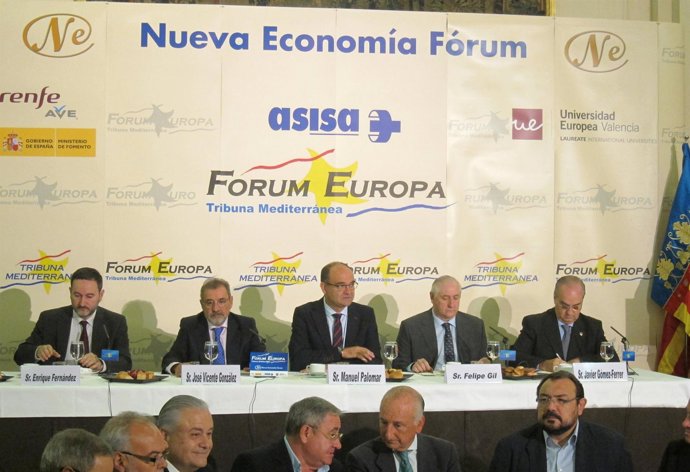 José Vicente González antes de intervenir en el Nueva Economía Fórum