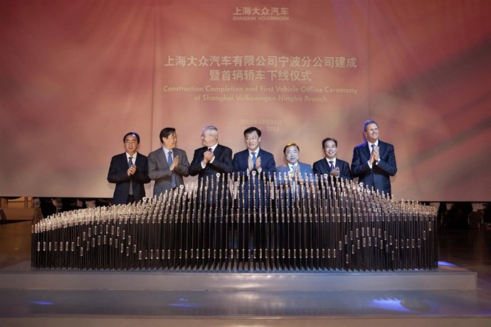  Apertura De La Nueva Planta De Volkswagen En Ningo (China)