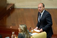 Monago prevé para 2014 un "ligero crecimiento positivo" del PIB extremeño y un freno a la destrucción de empleo