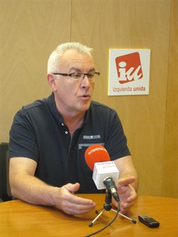 El coordinador federal de IU, Cayo Lara