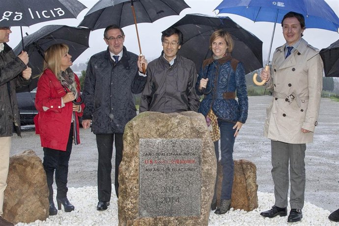  O embaixador de Xapón en España, Satoru Satoh, a directora de Turismo de Galici