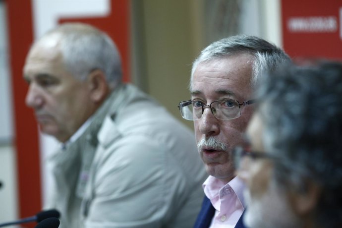 Toxo (CCOO) y Carbonero (CCOO Andalucía) presenta el informe sobre los ERE