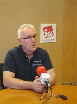 El coordinador federal de IU, Cayo Lara