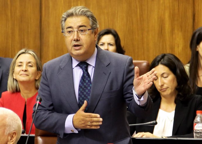El presidente del PP-A, Juan Ignacio Zoido, en el Parlamento andaluz