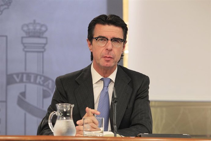 José Manuel Soria (Industria) tras el Consejo de Ministros