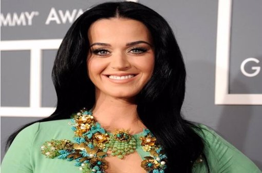 Katy Perry toma 26 pastillas para su trastorno obsesivo compulsivo 