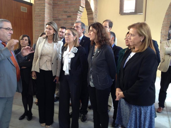 La ministra de Fomento, Ana Pastor.