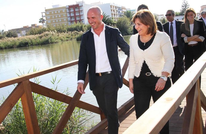 Bonig durante su visita a Nules (Castellón).