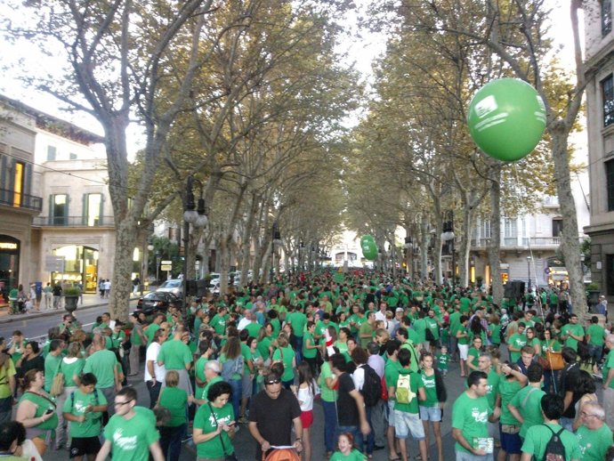 Unos 5.000 manifestantes en Palma en contra del TIL