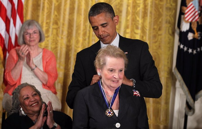 Obama y Madeleine Albright