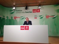 De la Chica: El PSOE-A actuará "como corresponda" cuando se aclare qué se imputa a la exalcaldesa de Peñarroya
