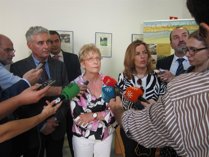 La consejera de Agricultura de la Junta de Andalucía, Elena Víboras