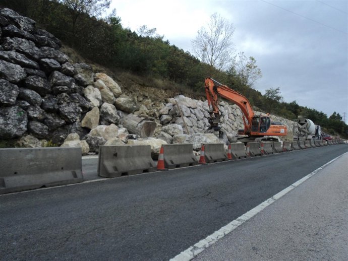 Escollera en la ladera norte del monte Ezcaba en Arre.