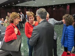Barcina junto a Maya y Ganuza antes del comienzo del Consejo Político