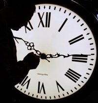 Este domingo los relojes recuperarán el horario de invierno y a las 3,00 serán las 2,00 horas