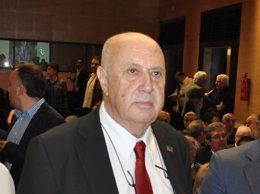 Xosé Luis Méndez Ferrín en Ourense.